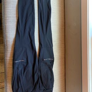 Like new Athleta Women’s pant size 8